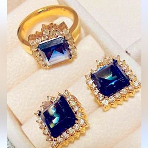 14k yellow gold ring and earrings with blue and diamonds 20grams total